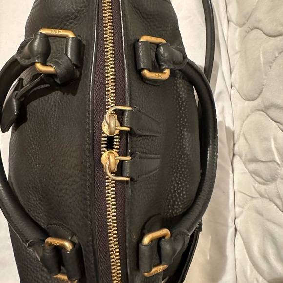 AUTHENTIC MCM LEATHER 2 WAY CROSSBODY BLACK - Picture 6 of 16